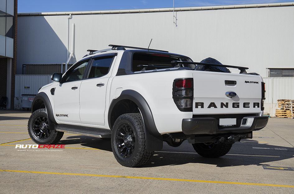 FORD-RANGER-VAPOR-MATTE-BLACK